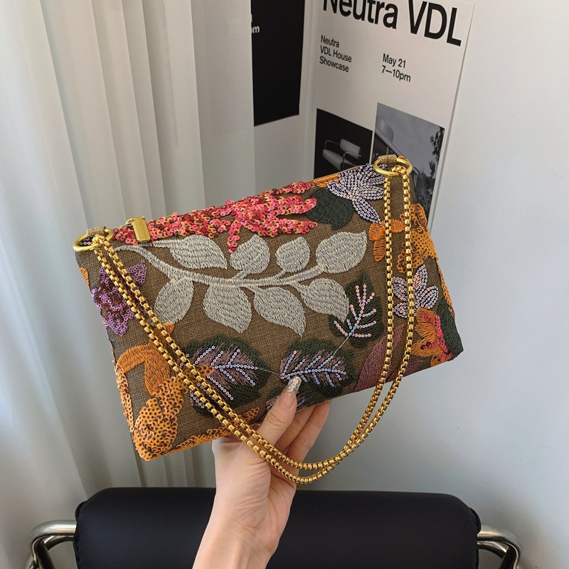 Sequins Embroidery Clutch Bag  - Embroidery Bali incelemesi ve fiyatı